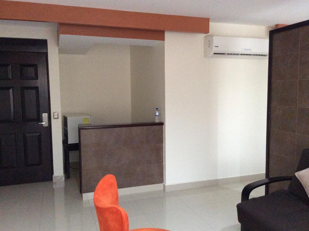 Hotel La Media Luna Inn Huejutla de Reyes ห้อง รูปภาพ