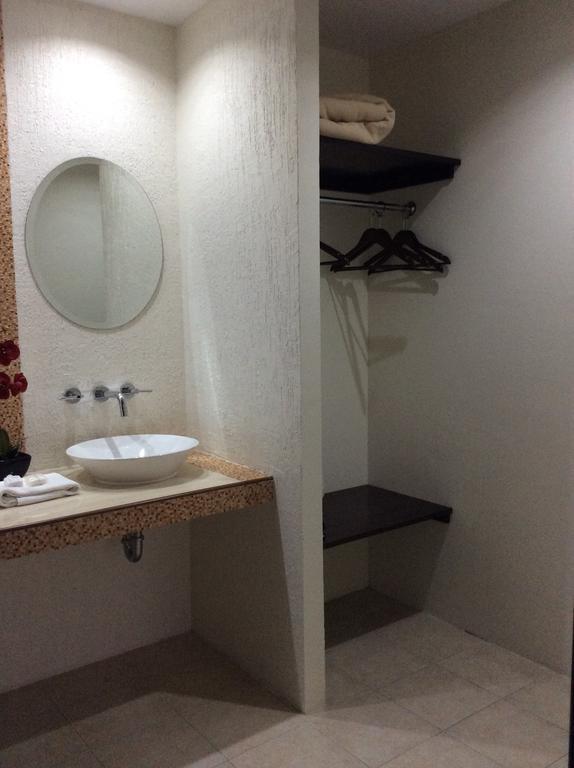 Hotel La Media Luna Inn Huejutla de Reyes ห้อง รูปภาพ